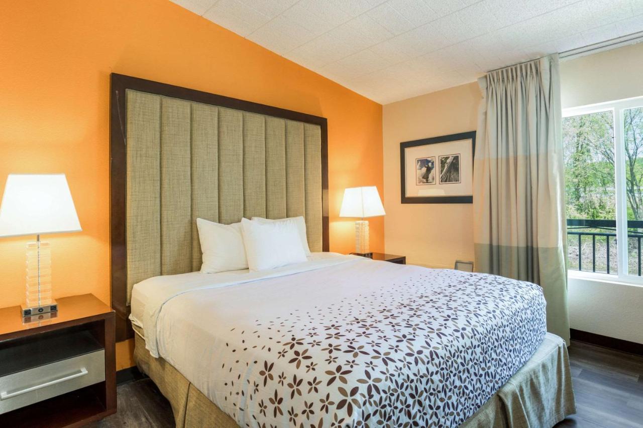 Fairmount Inn & Suites - Stroudsburg, Poconos Делауер Уотър Гап Екстериор снимка