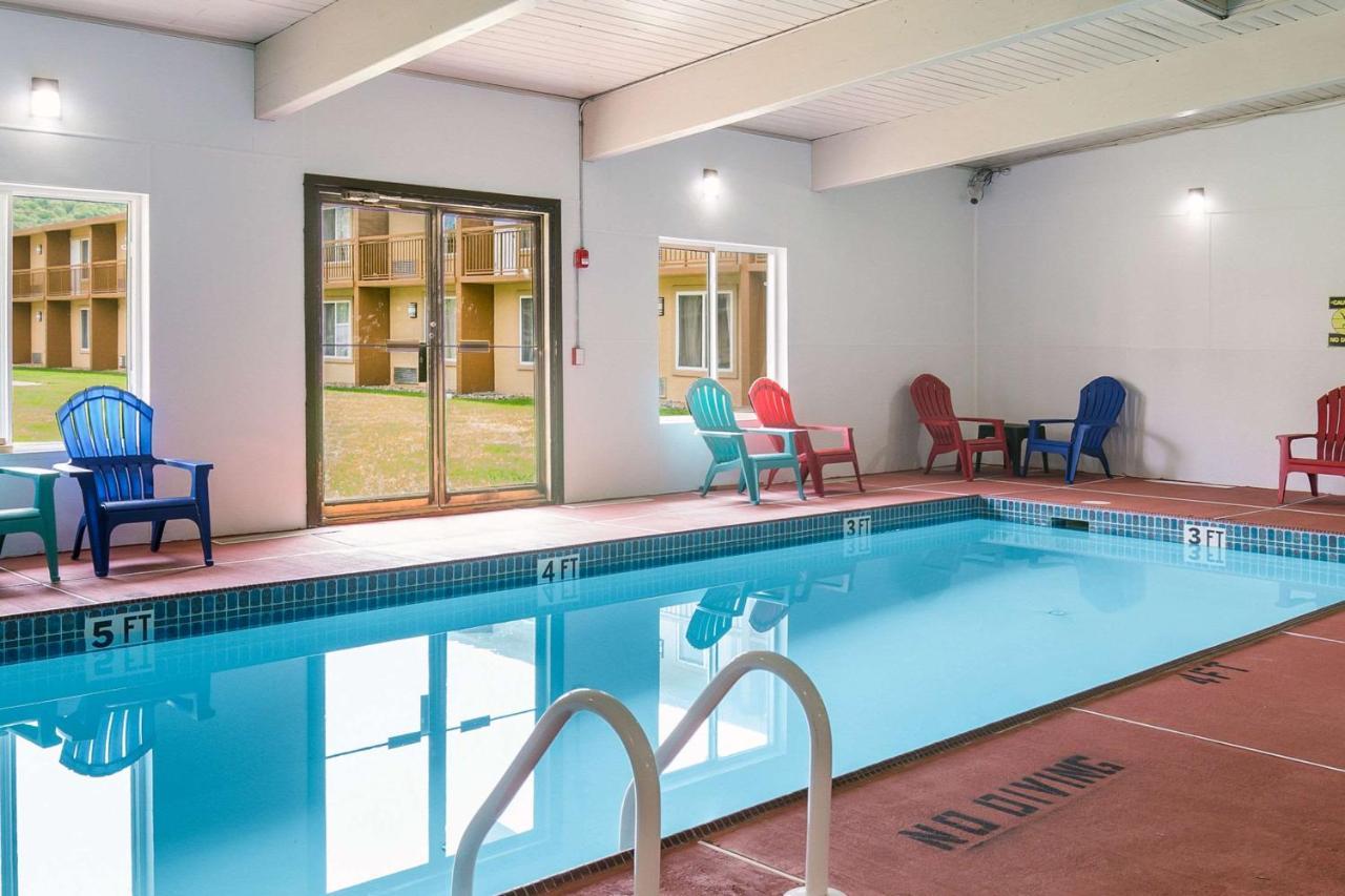 Fairmount Inn & Suites - Stroudsburg, Poconos Делауер Уотър Гап Екстериор снимка